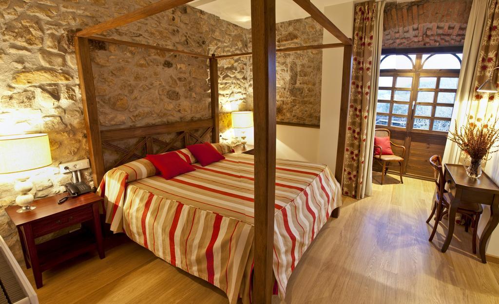 Hotel Casona Cuervo San Tirso de Candamo Zewnętrze zdjęcie