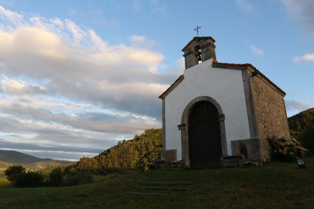 Hotel Casona Cuervo San Tirso de Candamo Zewnętrze zdjęcie