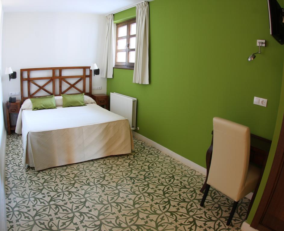 Hotel Casona Cuervo San Tirso de Candamo Zewnętrze zdjęcie