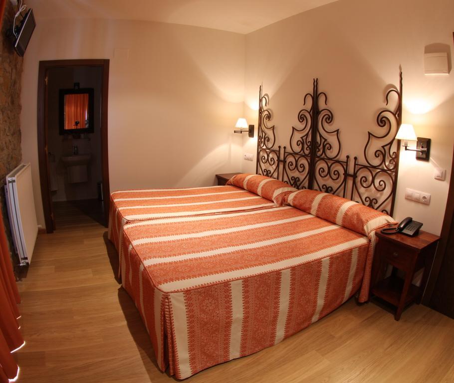 Hotel Casona Cuervo San Tirso de Candamo Zewnętrze zdjęcie